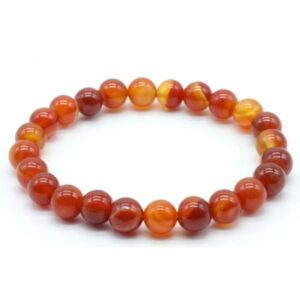 Bracelet en Cornaline rubanée naturelle – perles 8 mm – Moramanga, Madagascar