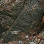 Trace de fleuret sur une paroi de galerie minière