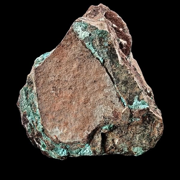 Vue arrière du spécimen montrant la matrice rocheuse et des zones de chrysocolle turquoise