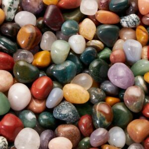 Lot de pierres roulées naturelles multicolores mélangées, idéales pour collection, lithothérapie ou décoration.
